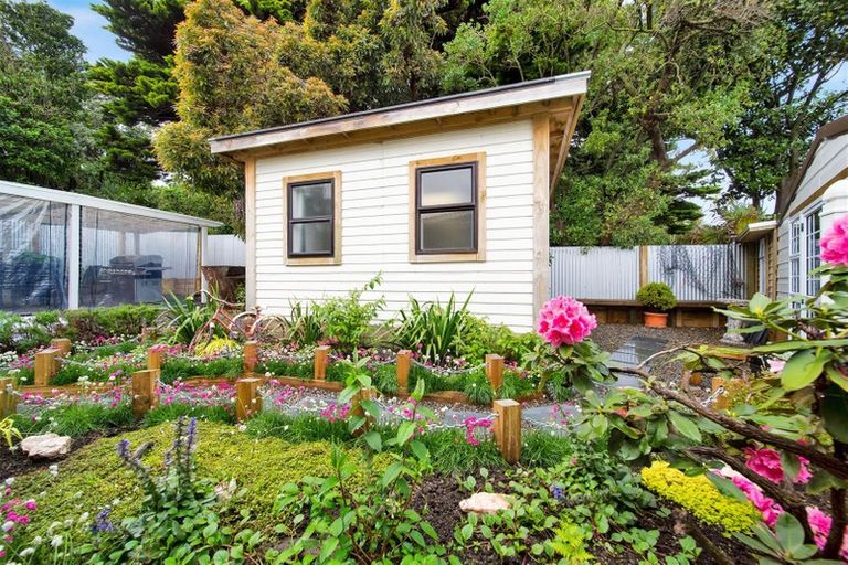 Photo of property in 172 Egmont Street, Patea, 4520