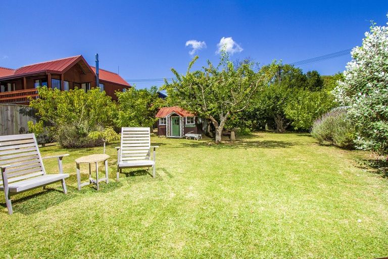 Photo of property in 45 The Esplanade, Manly, Whangaparaoa, 0930