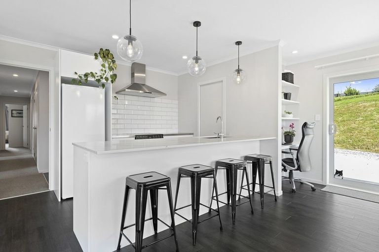 Photo of property in 10 Cellar Close, Te Kauwhata, 3782