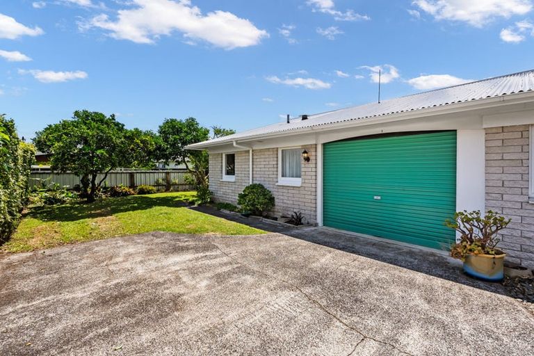 Photo of property in 1/15 Zealandia Street, Kensington, Whangarei, 0112