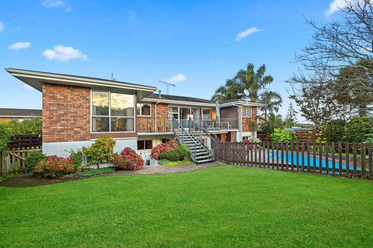 Photo of property in 17 Callard Place, Riverlea, Hamilton, 3216