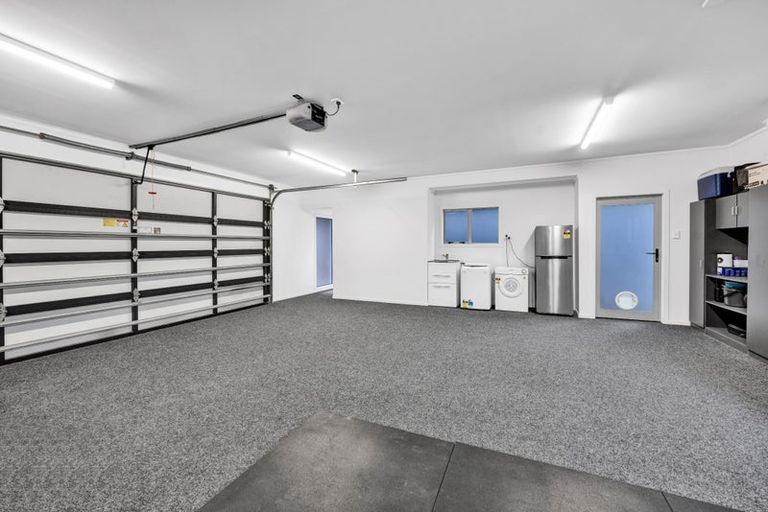 Photo of property in 20 Montague Grove, Stratford, 4332