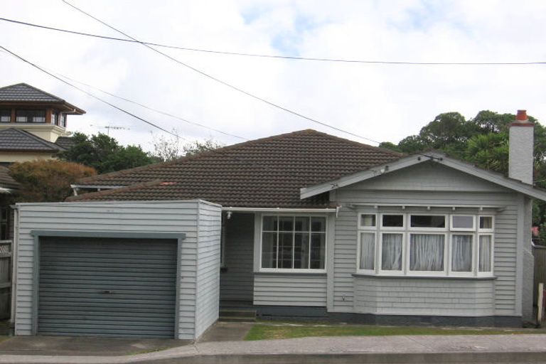 Photo of property in 63 Para Street, Miramar, Wellington, 6022