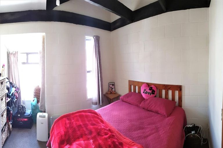 Photo of property in 129 Constable Street, Newtown, Wellington, 6021