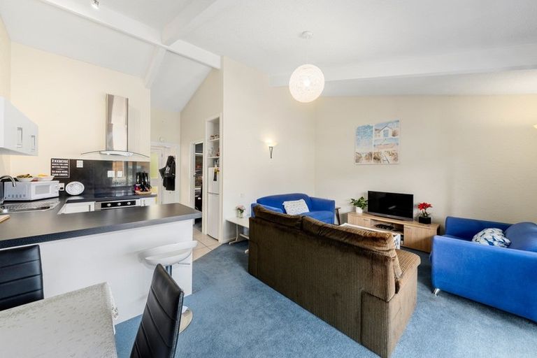 Photo of property in 4p Waikawa Road, Picton, 7220