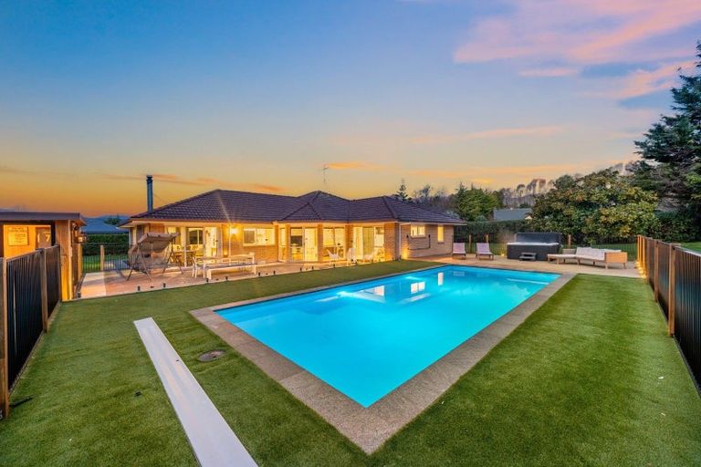 Photo of property in 101 Emerald Hill Drive, Birchville, Upper Hutt, 5018