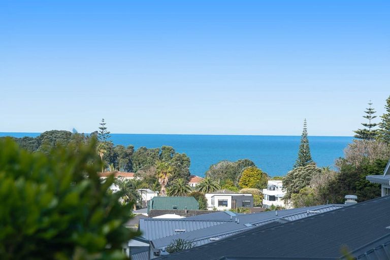 Photo of property in 61 Panorama Heights, Orewa, 0931
