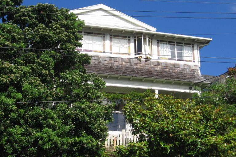 Photo of property in 75 Brougham Street, Mount Victoria, Wellington, 6011