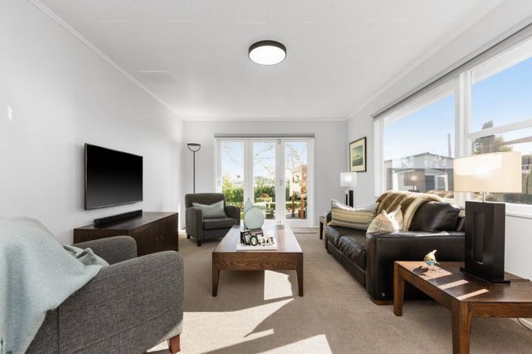 Photo of property in 62b Middle Road, Havelock North, 4130