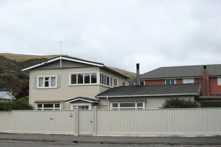 Photo of property in 84 Wiggins Street, Sumner, Christchurch, 8081
