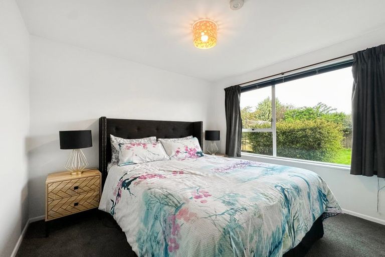 Photo of property in 58 Denise Crescent, Hornby, Christchurch, 8042