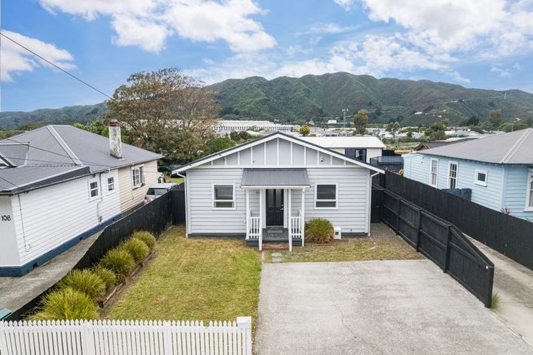 Photo of property in 104 Randwick Road, Moera, Lower Hutt, 5010