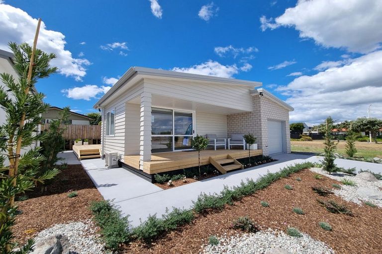 Photo of property in 73 Riley Crescent, Papamoa Beach, 3118