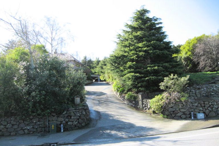 Photo of property in 127a Dyers Pass Road, Cashmere, Christchurch, 8022