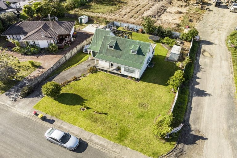 Photo of property in 41 Bellfield Road, Opaheke, Papakura, 2113