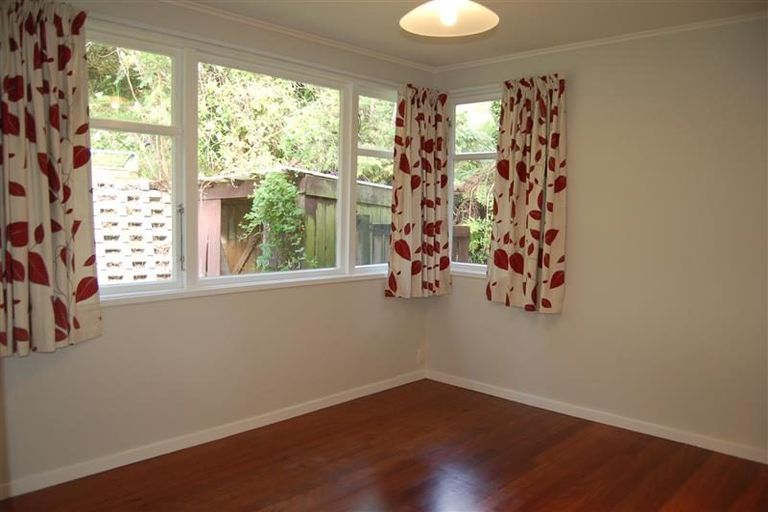 Photo of property in 101 Manuka Street, Stokes Valley, Lower Hutt, 5019