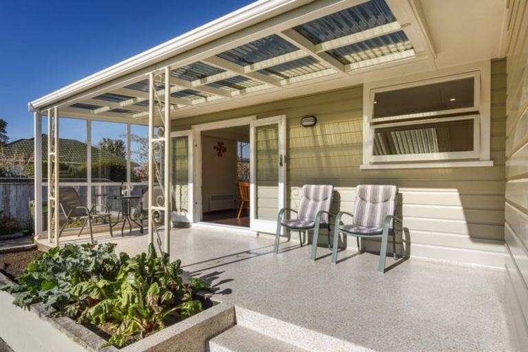 Photo of property in 10 Bond Street, Marton, 4710