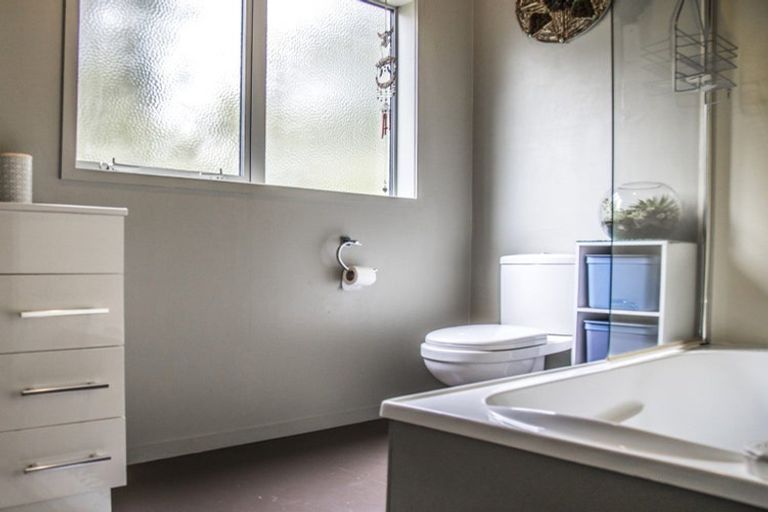 Photo of property in 729 Otaika Valley Road, Maungatapere, Whangarei, 0170