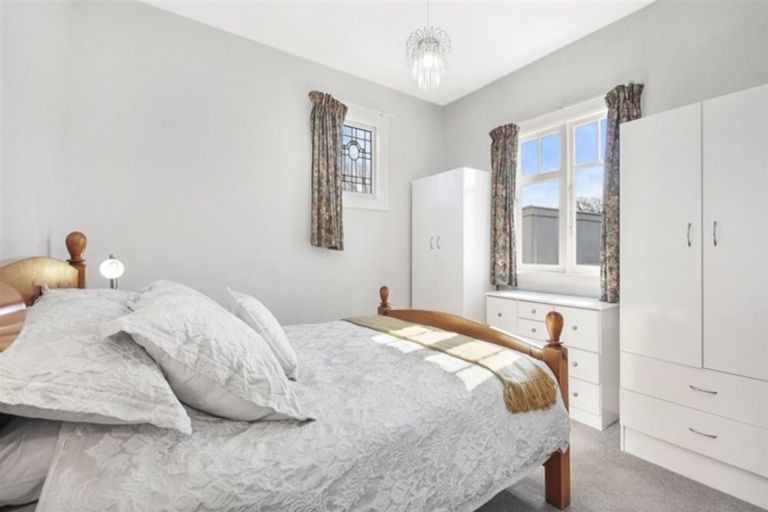 Photo of property in 385 Keyes Road, New Brighton, Christchurch, 8083