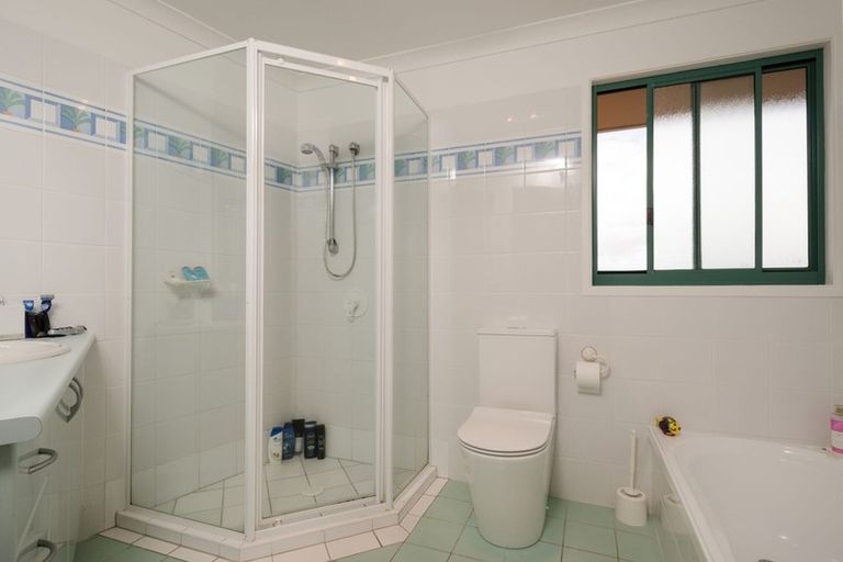 Photo of property in 21 Belle-mer Place, Gulf Harbour, Whangaparaoa, 0930