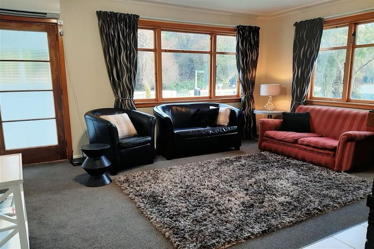 Photo of property in 16 Golf Links Road, Rangiora, 7473