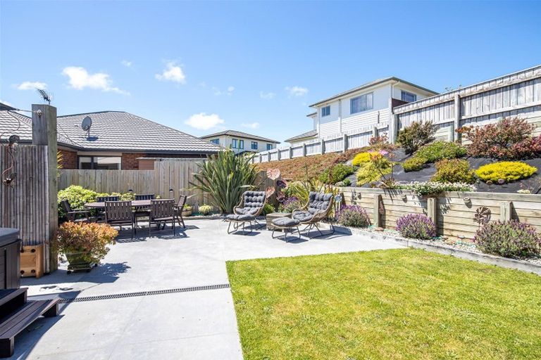 Photo of property in 5 Saint Vincent Terrace, Grenada Village, Wellington, 6037