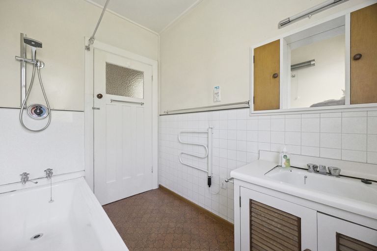 Photo of property in 25 Royston Street, North East Valley, Dunedin, 9010