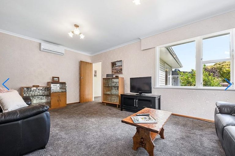 Photo of property in 11 Percy Cameron Street, Avalon, Lower Hutt, 5011
