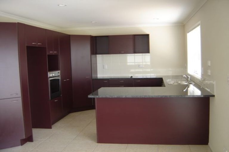 Photo of property in 5 Lagoon View, Gulf Harbour, Whangaparaoa, 0930