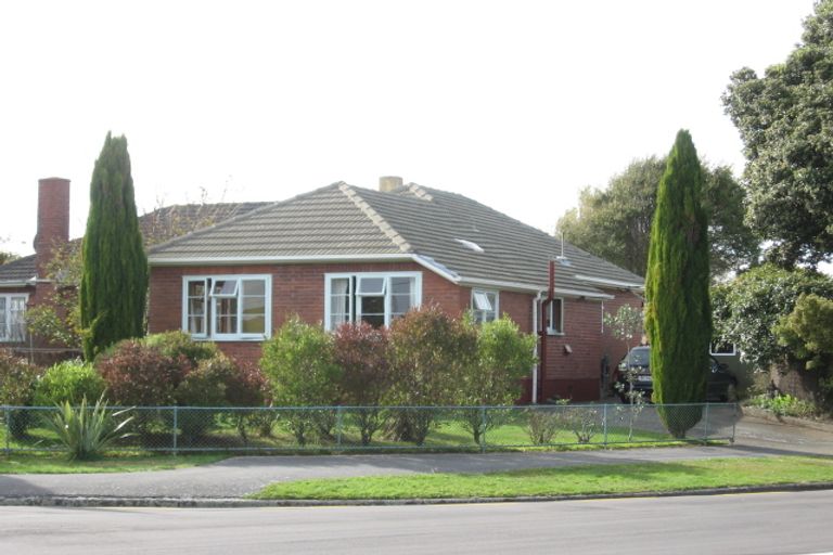 Photo of property in 71 Copeland Street, Epuni, Lower Hutt, 5011