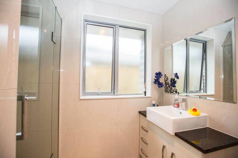 Photo of property in 3a Rothery Road, Hillpark, Auckland, 2102