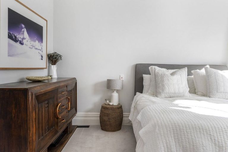 Photo of property in 17 Tainui Road, Devonport, Auckland, 0624