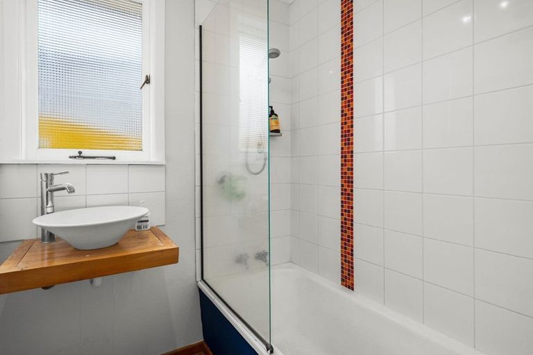 Photo of property in 84 Kingswood Road, Brookfield, Tauranga, 3110