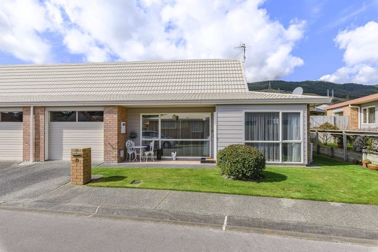Photo of property in Brookvale Village, 12/17 Redwood Close, Paraparaumu, 5032