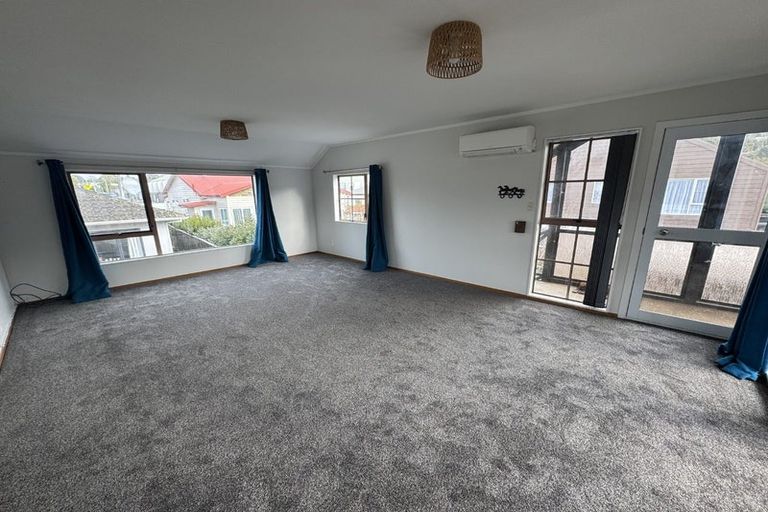 Photo of property in 4f Earp Street, Johnsonville, Wellington, 6037