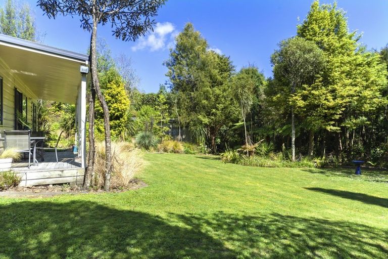 Photo of property in 32 Rangimoana Avenue, Motuoapa, Turangi, 3382