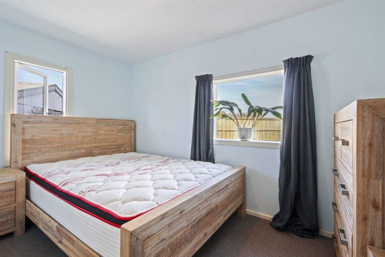 Photo of property in 30 Holton Road, Amberley, 7481