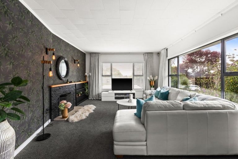 Photo of property in 55 Breadalbane Avenue, Havelock North, 4130