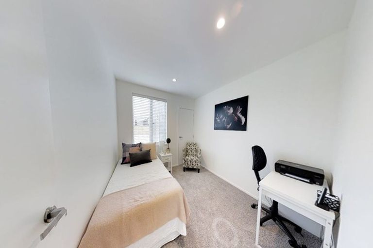 Photo of property in 35 Elliot Street, Riverhead, 0820