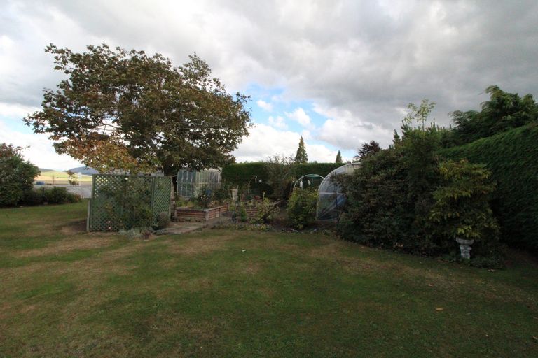 Photo of property in 2 Sussex Street, Mossburn, 9792