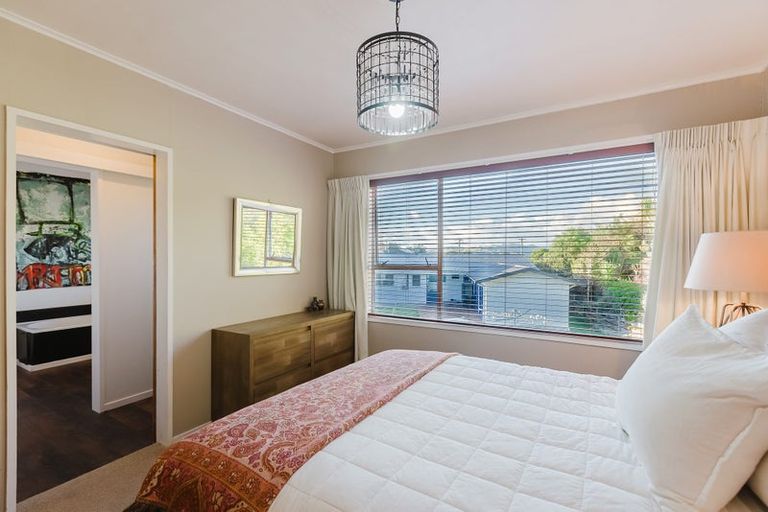 Photo of property in 7 Livet Place, Papakowhai, Porirua, 5024