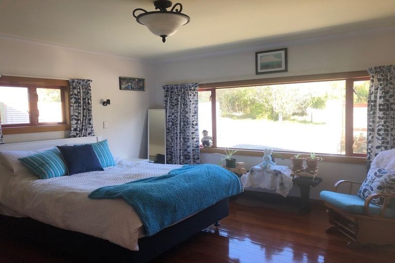 Photo of property in 19 Haile Lane, Pohara, Takaka, 7183