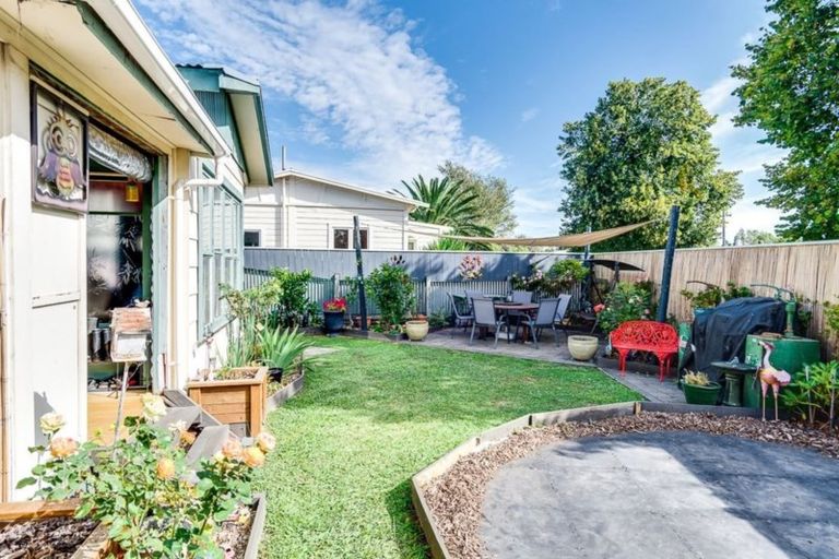 Photo of property in 105 Barden Street, Mayfair, Hastings, 4122