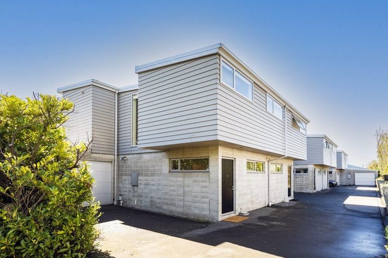 Photo of property in 32a Champion Street, Edgeware, Christchurch, 8013