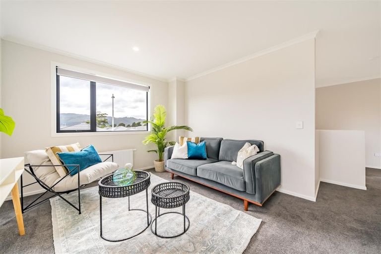 Photo of property in 37 Buddle Road, Wallaceville, Upper Hutt, 5018