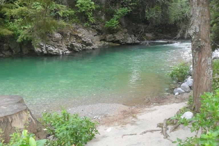 Photo of property in 656 East Takaka Road, East Takaka, Takaka, 7183