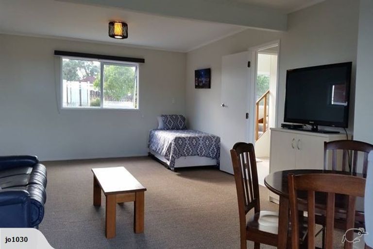 Photo of property in 182 Marsden Point Road, Ruakaka, 0116