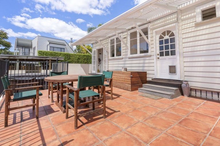 Photo of property in 4/9 Lillington Road, Remuera, Auckland, 1050