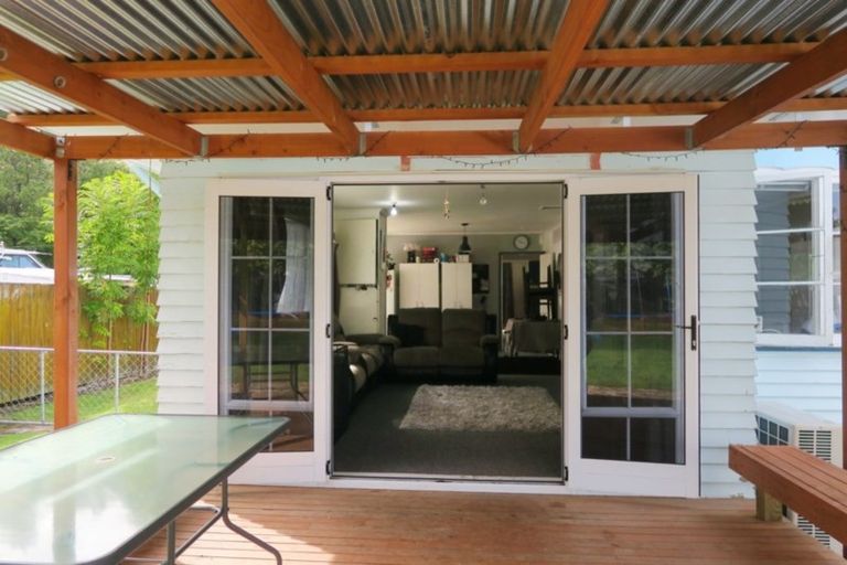 Photo of property in 42 Ayton Street, Mangapapa, Gisborne, 4010