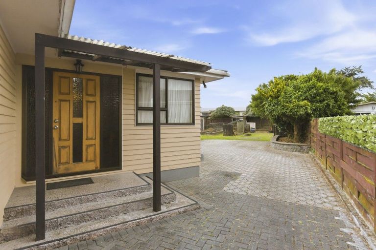 Photo of property in 49 Walton Road, Paraparaumu Beach, Paraparaumu, 5032